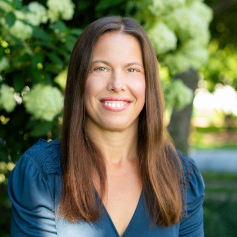 Rebecca Lintow Headshot Rebecca Lintow Headshot