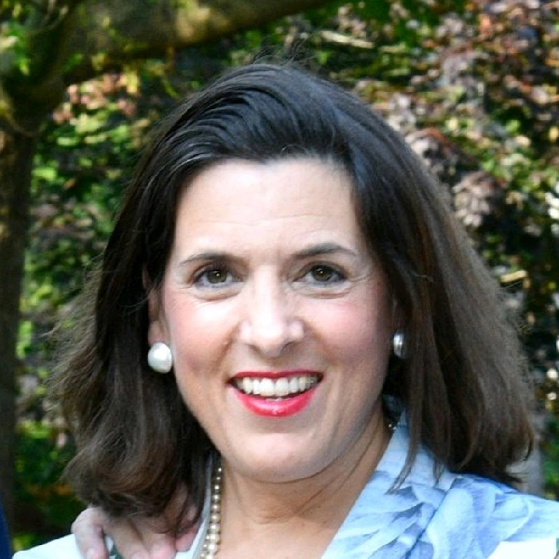 Sabrina Reilly Headshot